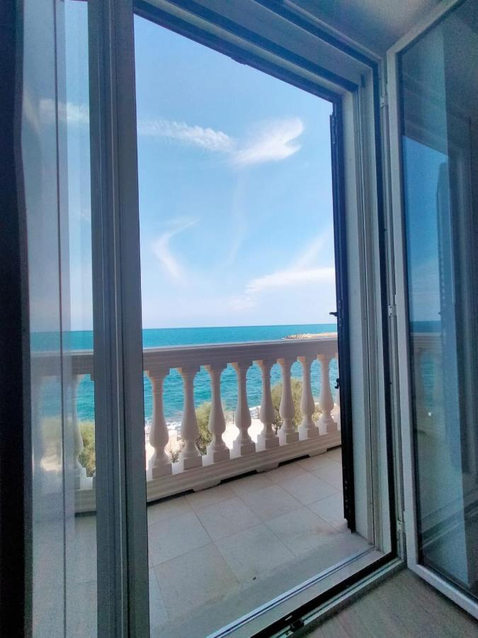 Vento Di Bolina Bed and Breakfast Giovinazzo Buitenkant foto