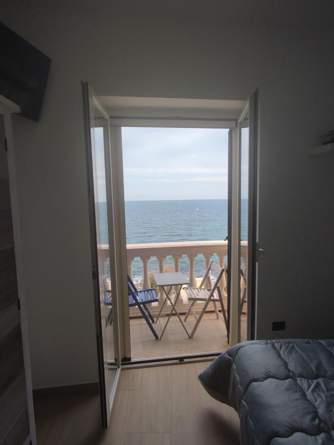 Vento Di Bolina Bed and Breakfast Giovinazzo Buitenkant foto